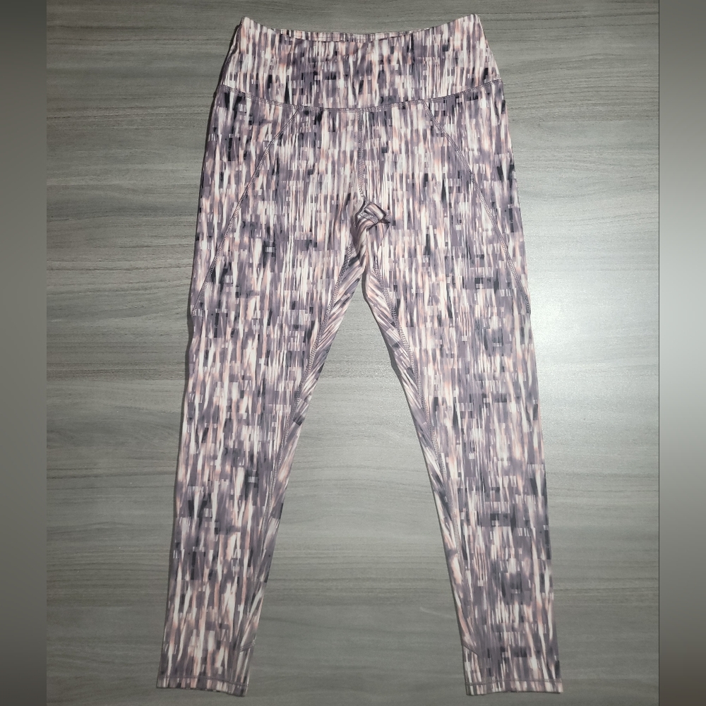 MTA Sport Sz M Mauve Print Hi-Rise Capri Performance Leggings A1